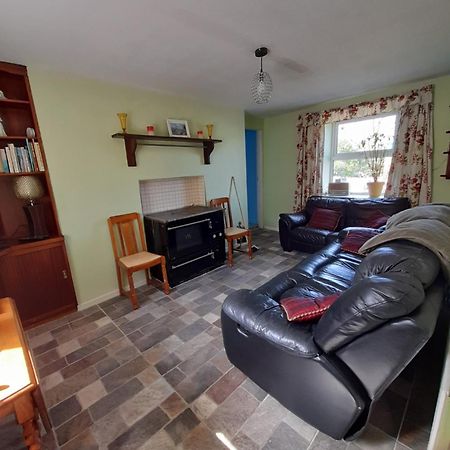 Granny'S Cottage, A Lovely Lakeside Cottage Donegal Town Luaran gambar